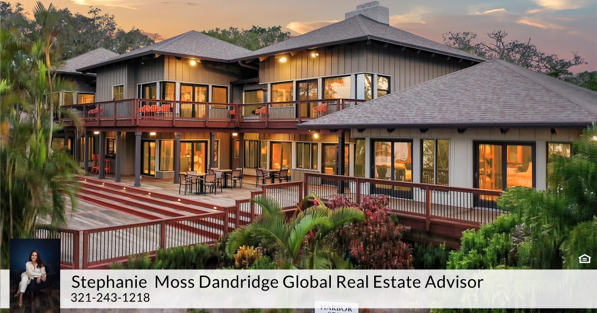 493 Young St, Melbourne, FL 32935